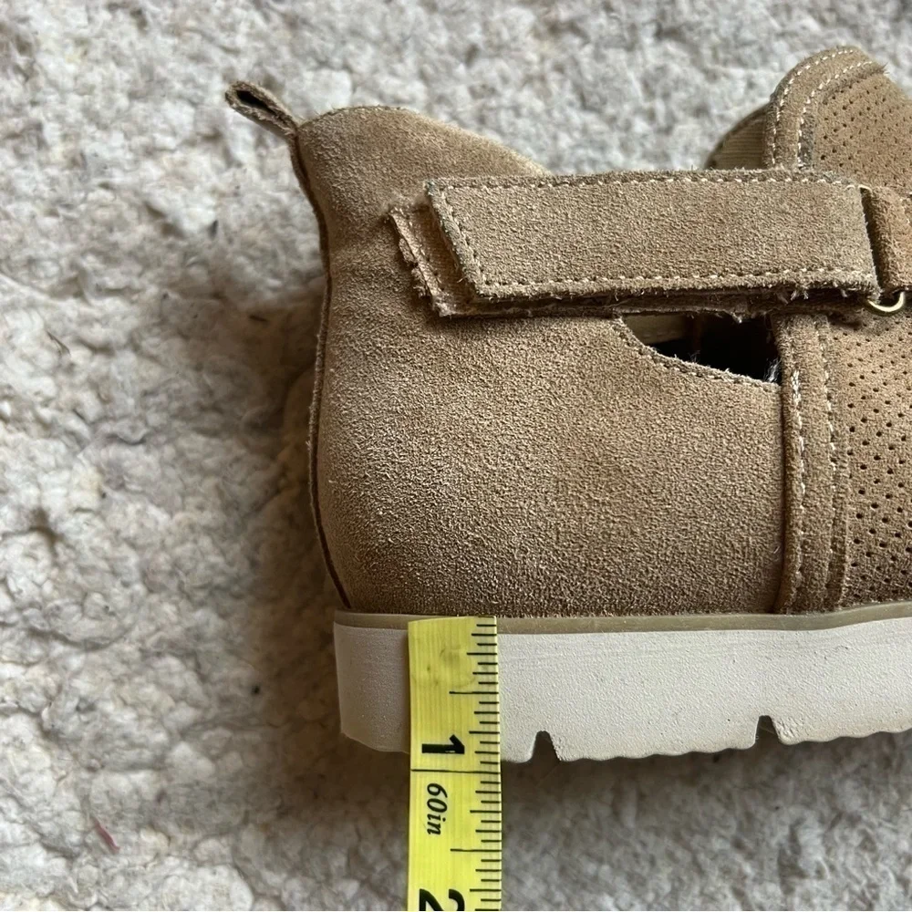 Bearpaw: NeverWet Tan Suede Zoe Slim Wedge Hook and Loop Booties Size 10